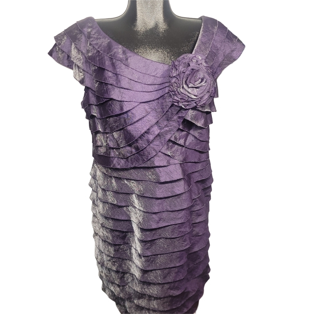 Laura Plus Purple and Silver Iridescent Layered Short Cap Sleeve Dress Size 14